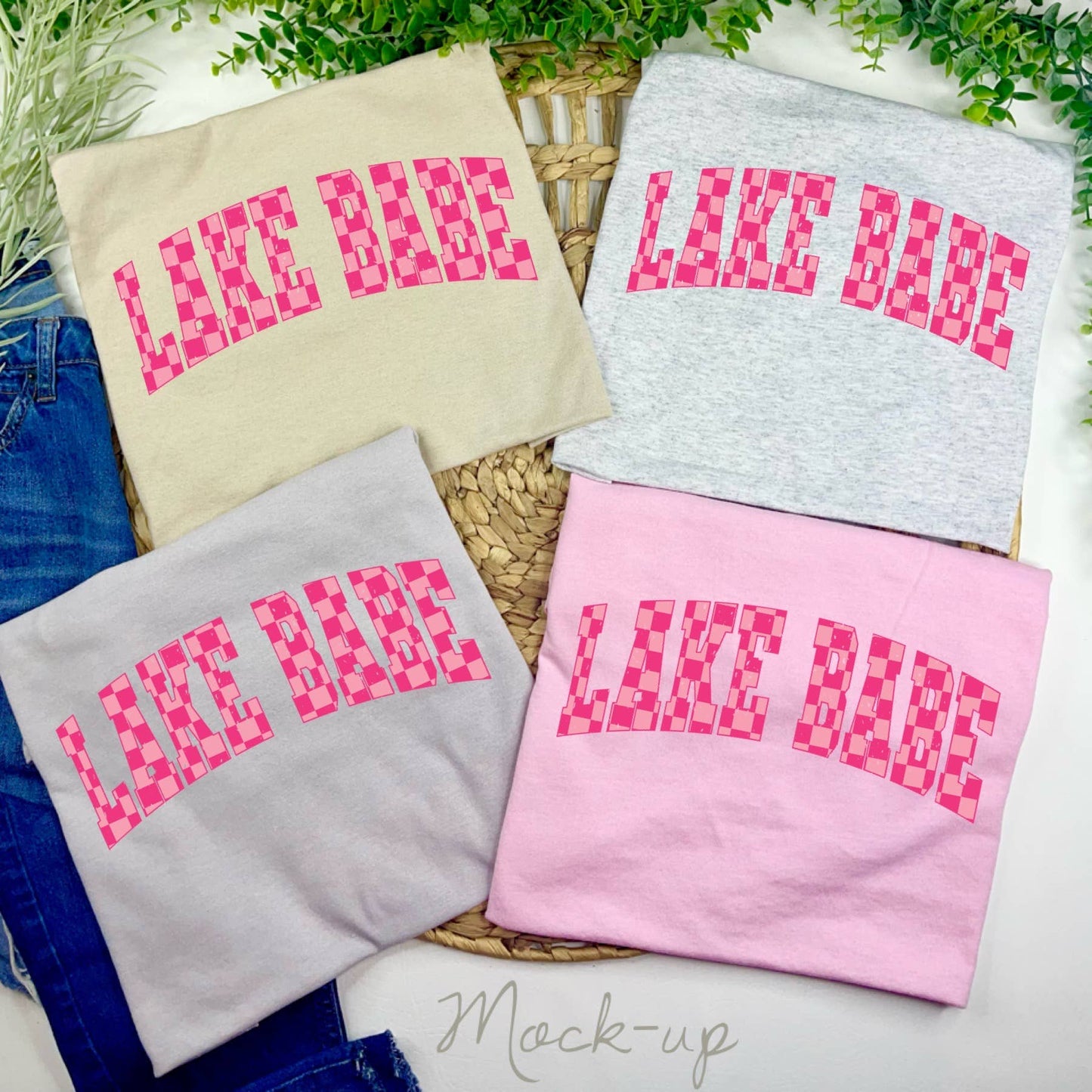 Lake Babe Checkered (T-Shirt)