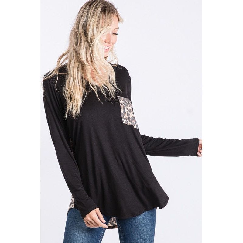 Animal leopard and solid contrast top