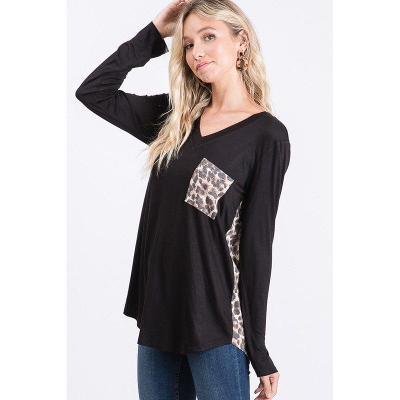 Animal leopard and solid contrast top