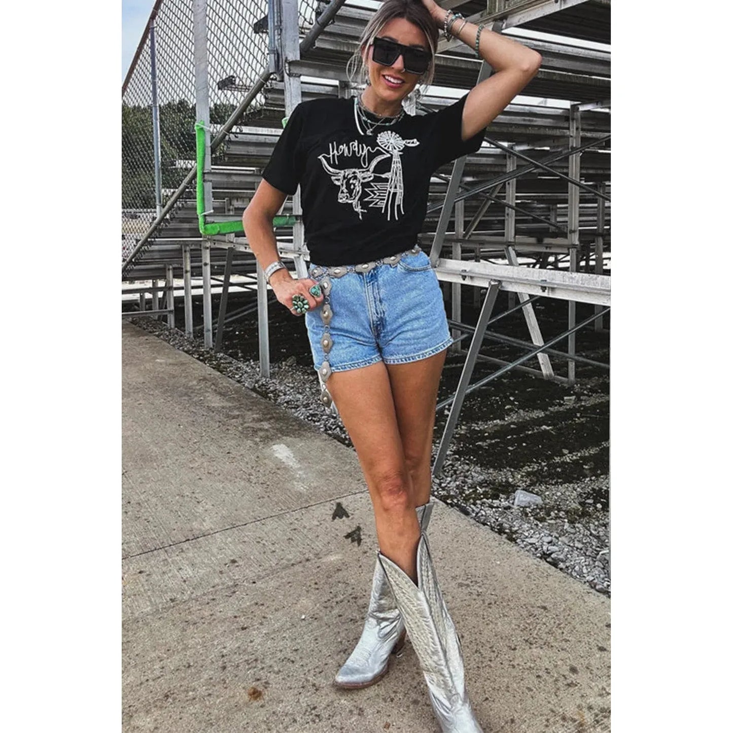 Black Howdy Western Cow Embroidered O Neck T Shirt