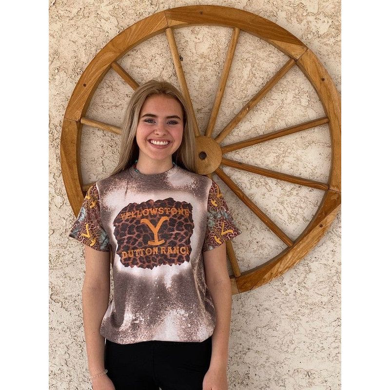 Yellowstone leopard sleeve tee