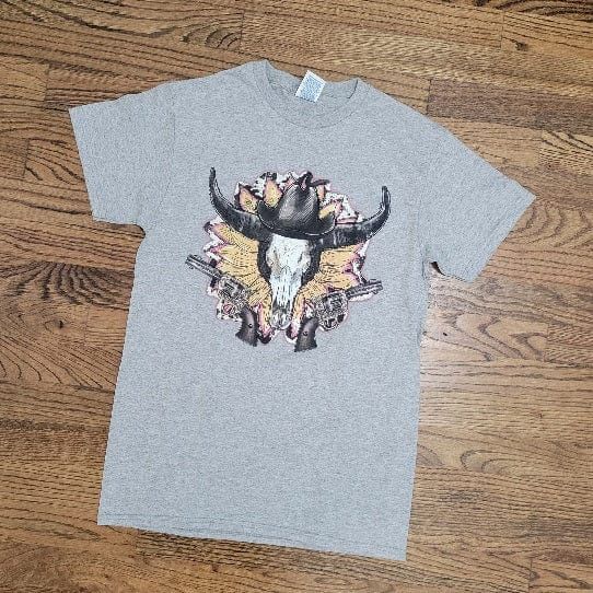 Cow skull w/ guns top