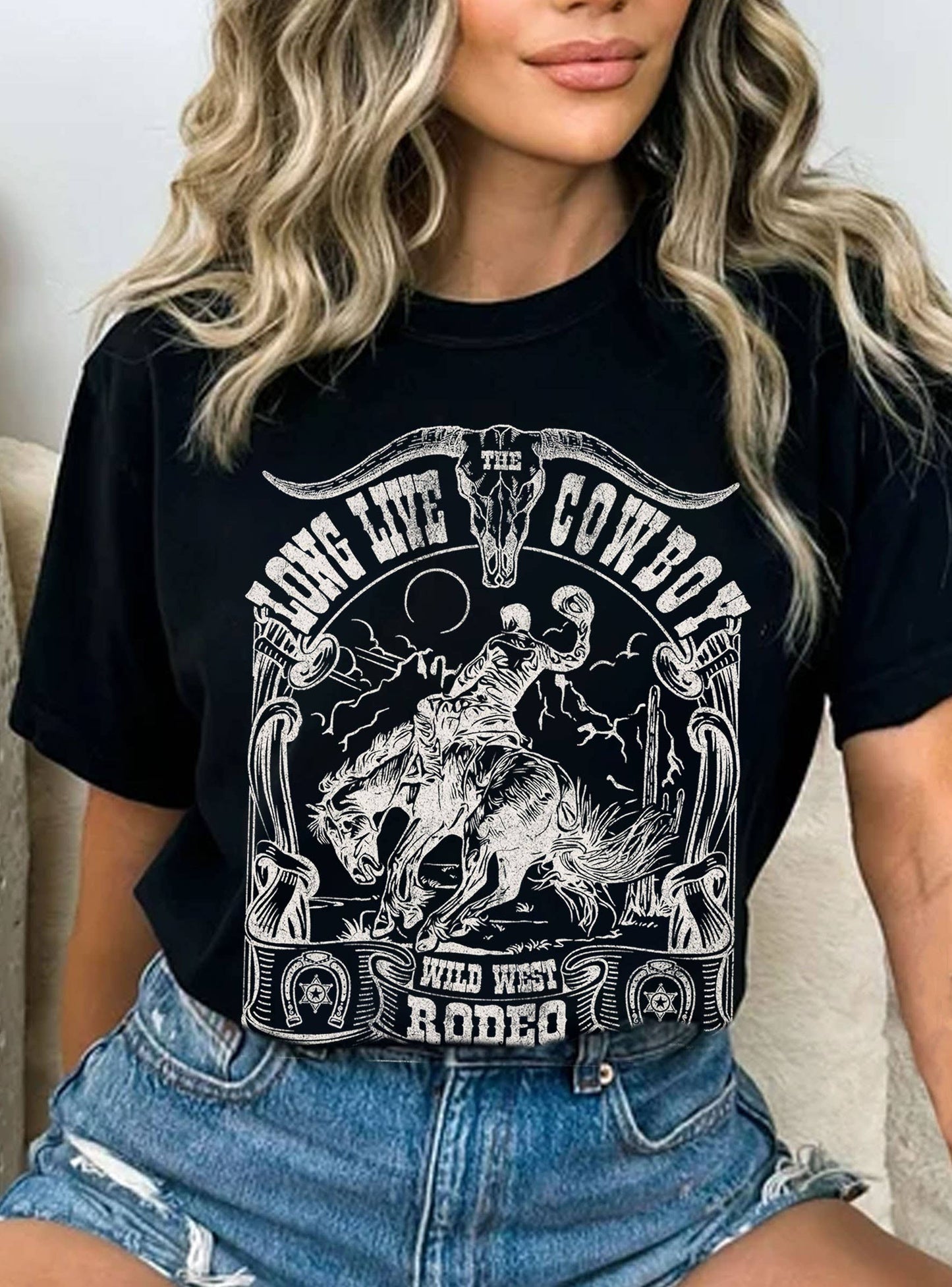 LONG LIVE THE COWBOY WILD WEST RODEO GRAPHIC TSHIRT