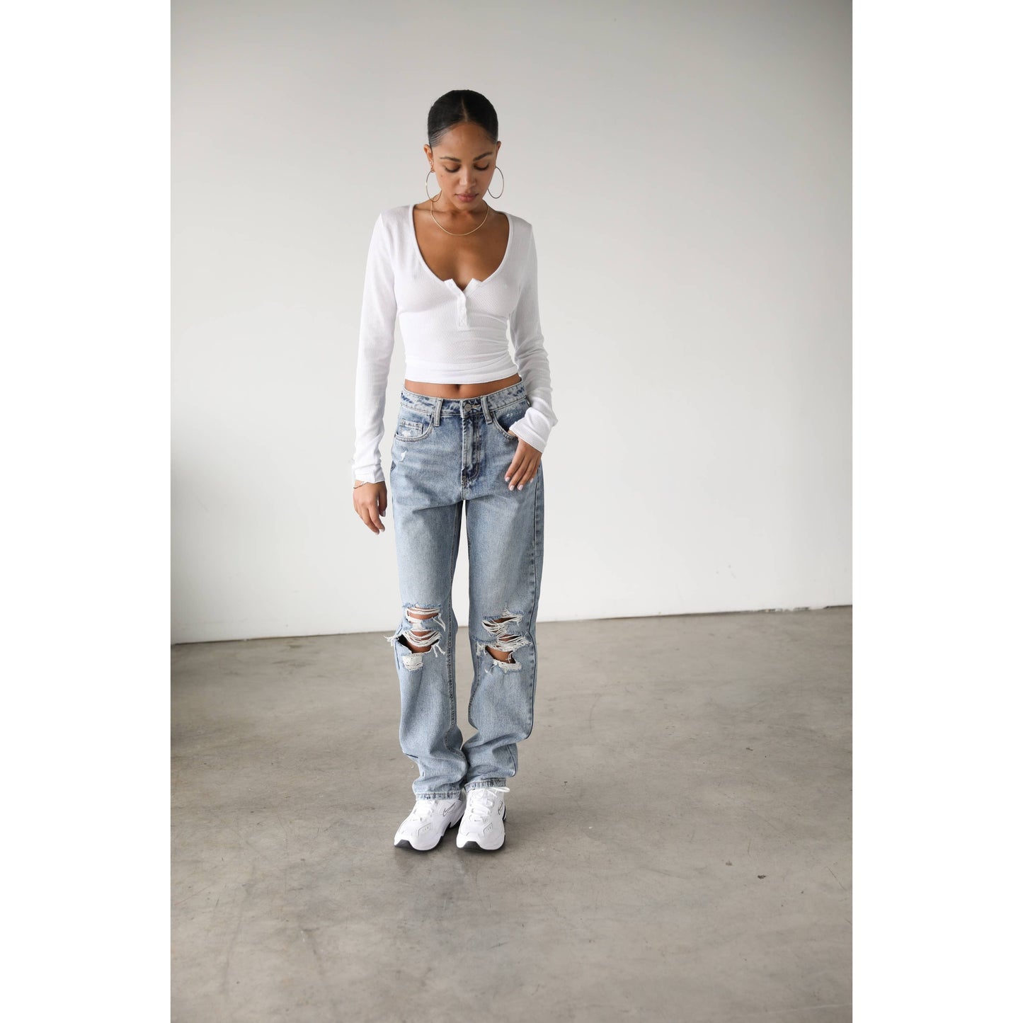 High Rise Straight Leg Denim Jeans- 7138