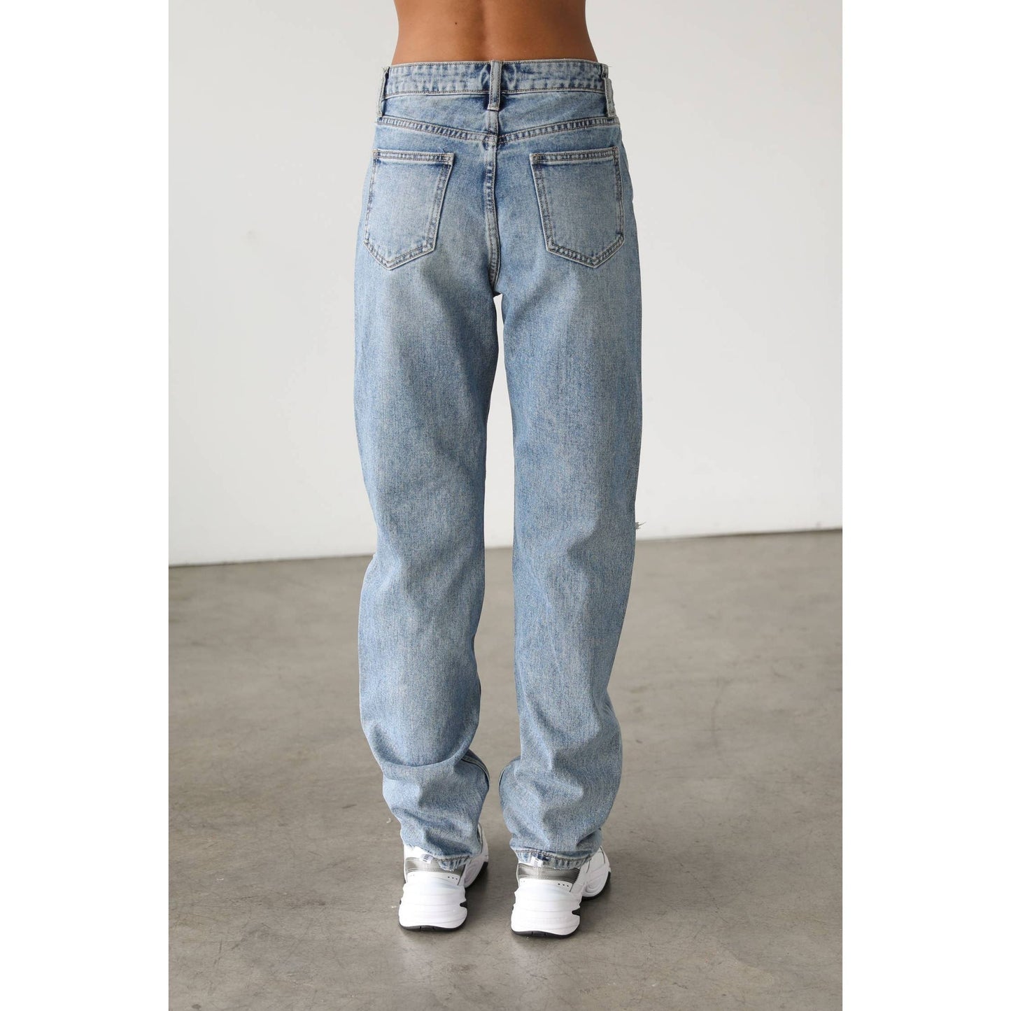 High Rise Straight Leg Denim Jeans- 7138